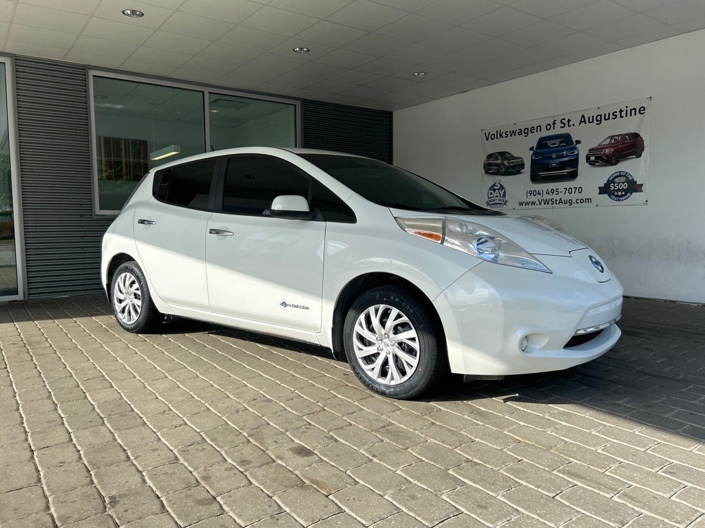 Used 2015 Nissan LEAF S with VIN 1N4AZ0CP8FC307416 for sale in Saint Augustine, FL