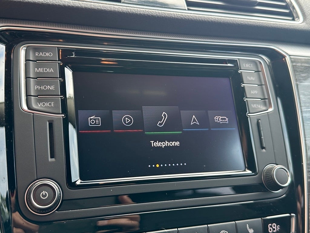 2018 Volkswagen Passat 2.0T SE w/Technology w/Technology
